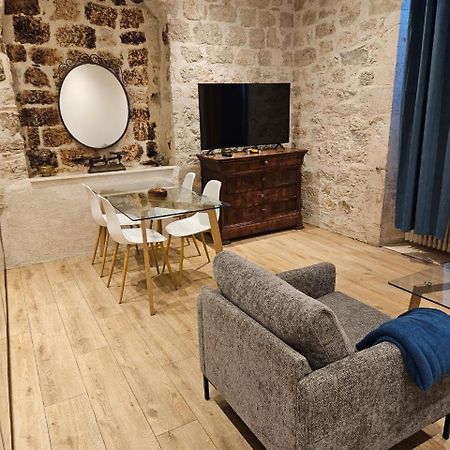 Le Beffroi Aparthotel Tournon-dʼAgenais Kültér fotó