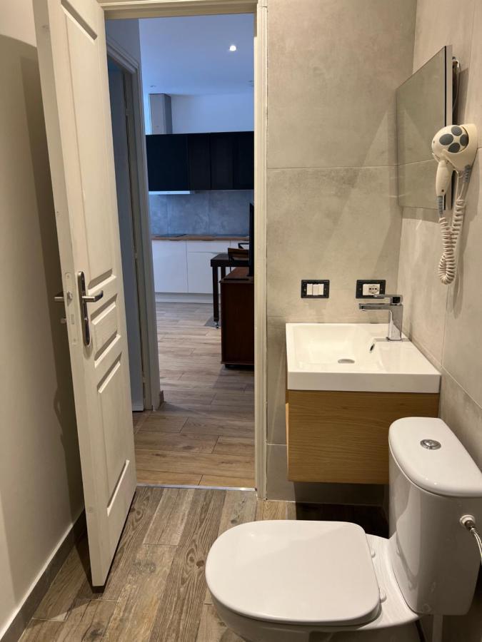 Le Beffroi Aparthotel Tournon-dʼAgenais Kültér fotó