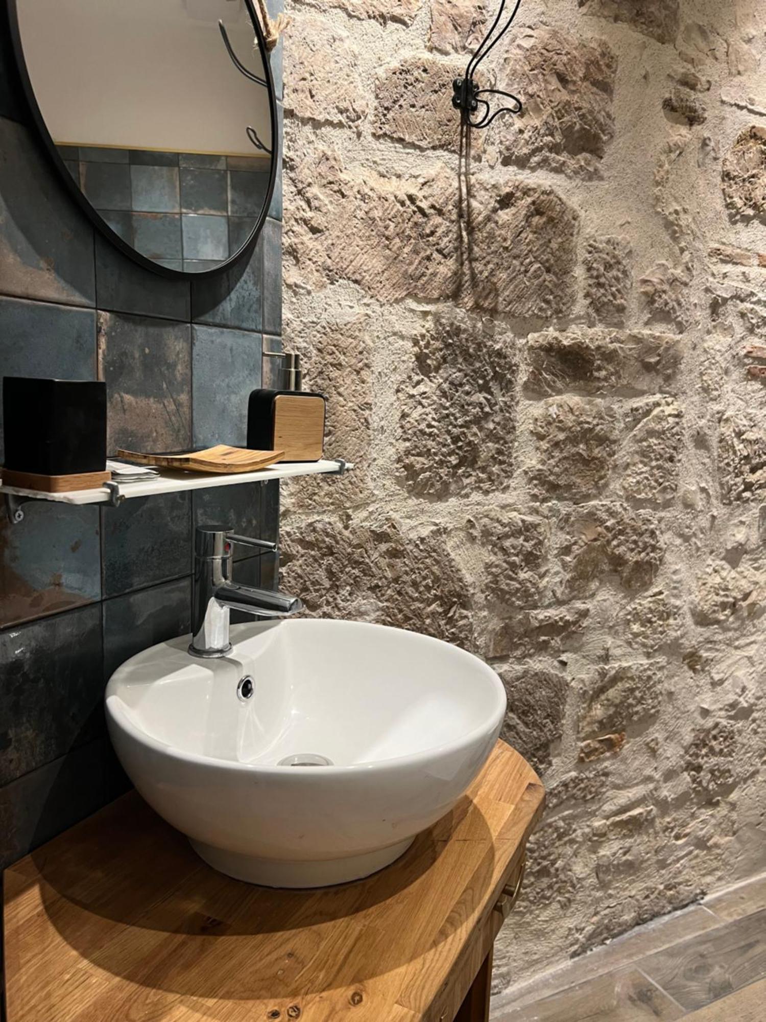 Le Beffroi Aparthotel Tournon-dʼAgenais Kültér fotó
