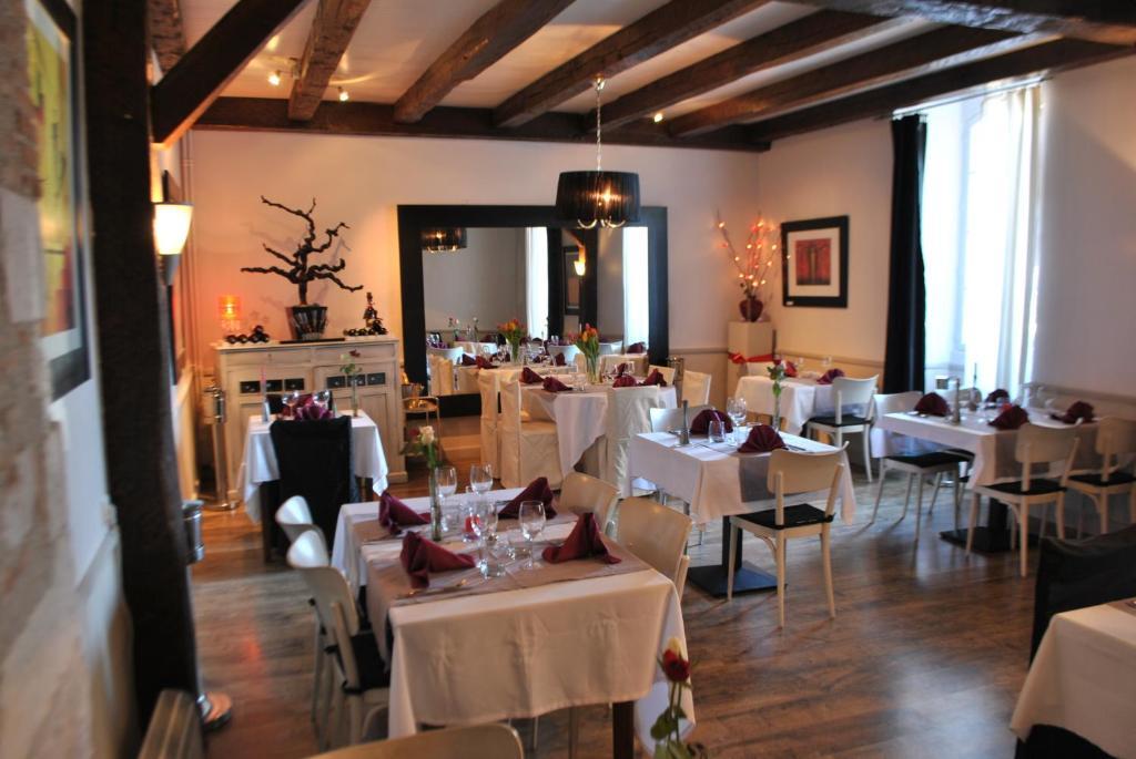 Le Beffroi Aparthotel Tournon-dʼAgenais Kültér fotó